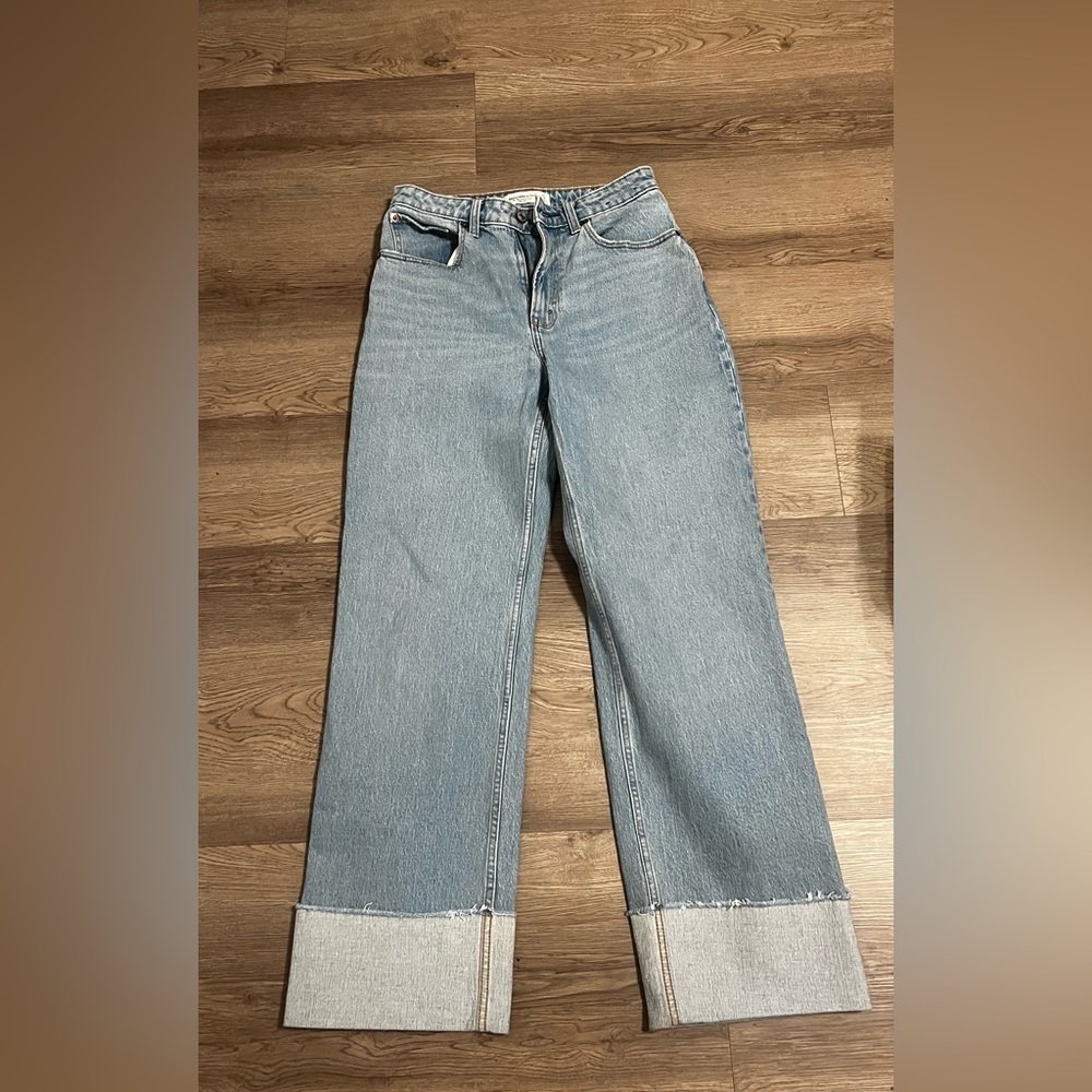 Abercrombie 90’s relaxed high rise jeans
